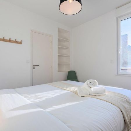 Modern, Quiet 3-Bedroom Apartment With Parking Marcq-en-Baroeul Kültér fotó