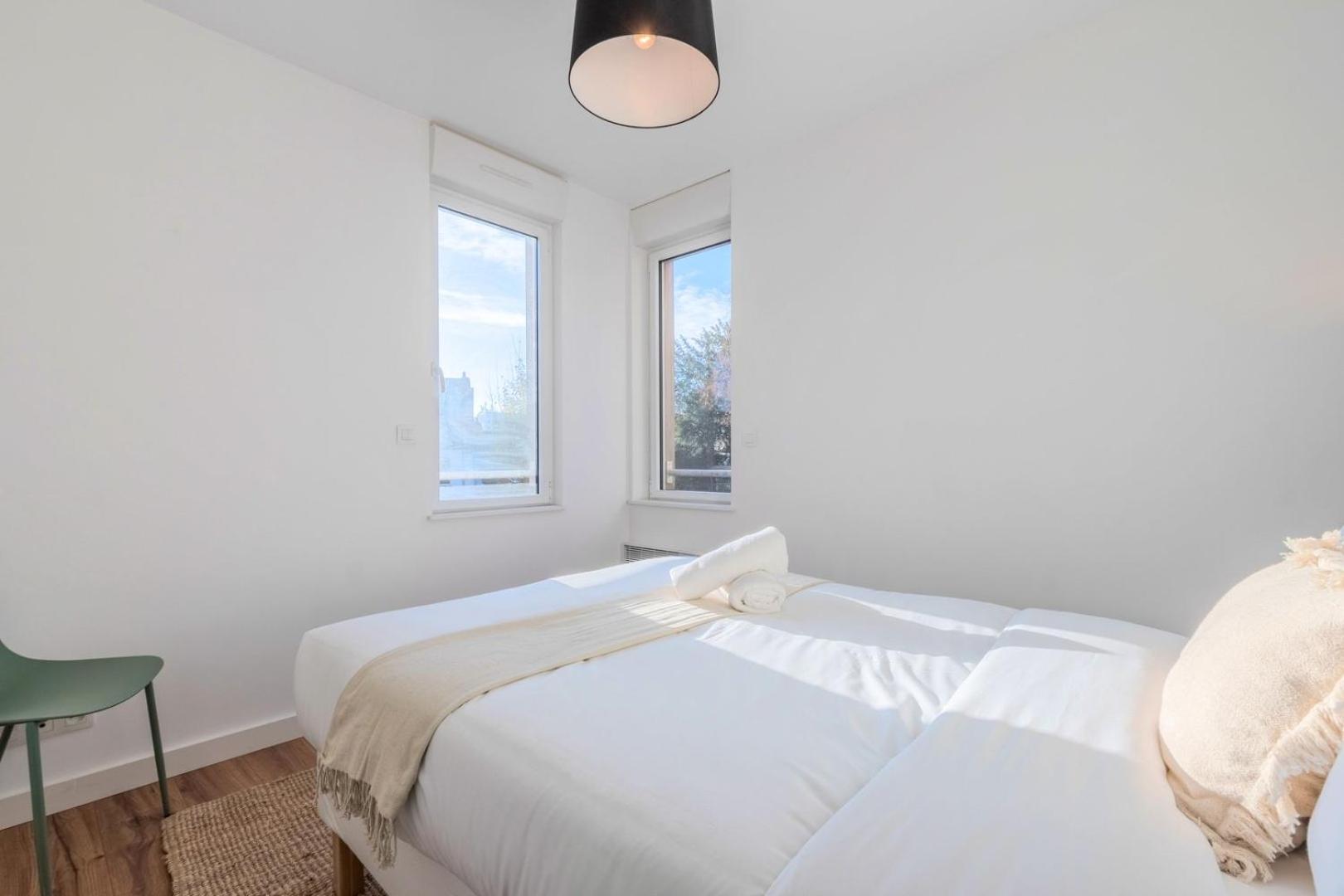 Modern, Quiet 3-Bedroom Apartment With Parking Marcq-en-Baroeul Kültér fotó