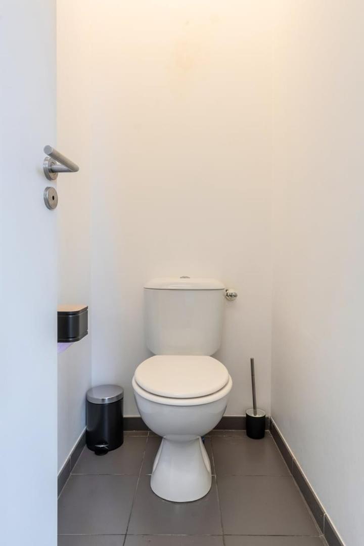 Modern, Quiet 3-Bedroom Apartment With Parking Marcq-en-Baroeul Kültér fotó