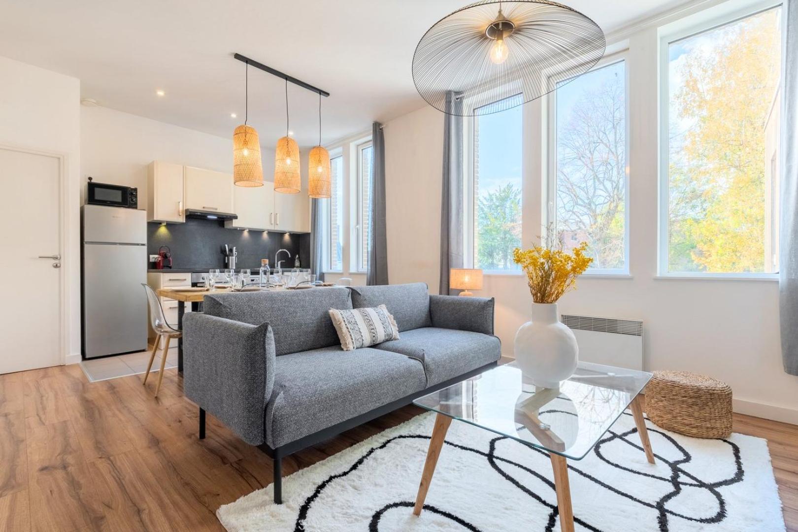 Modern, Quiet 3-Bedroom Apartment With Parking Marcq-en-Baroeul Kültér fotó