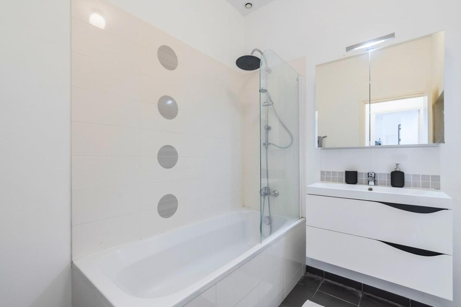 Modern, Quiet 3-Bedroom Apartment With Parking Marcq-en-Baroeul Kültér fotó